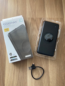 Продается аккумулятор Platinet 10000mAh 2xUSB Wireless QI (1 фото из 1)