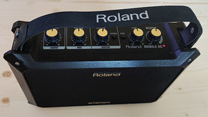 Roland Mobile-AC kitarrikombo võimendi (1 foto / 7)