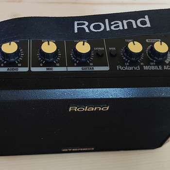 Roland Mobile-AC guitar combo amp kitarri võimendi комбик