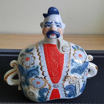 Винтаж.Штоф«Казак с курительной трубкой».1960-90гг.Коростень