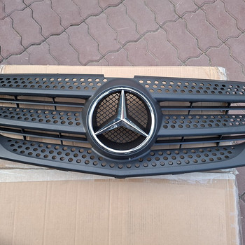 Mercedes benz vito 2017 передняя решётка