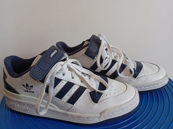 Кроссовки Adidas