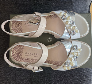 Naiste sandaalid "Carnaby Chester", suurus 37 (3 foto / 4)