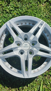 5x100 Mangels 16" veljed (2 foto / 6)