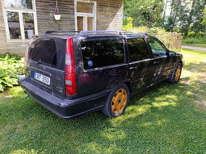 Продается Volvo V70 99 г. (4 фото из 7)