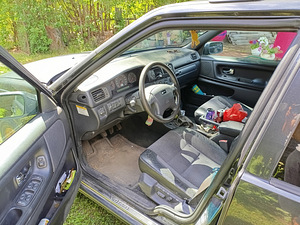 Продается Volvo V70 99 г. (7 фото из 7)