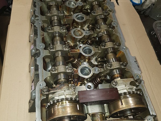 Продам ГБЦ FSI 3.6 ,191KW