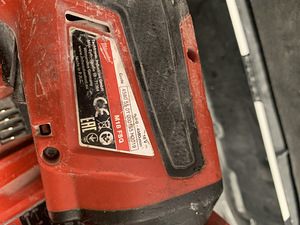 Kruvikeeraja Milwaukee M18 FSG komplekt (6 foto / 6)