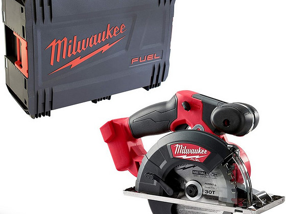 Циркулярная пила Milwaukee M18 FMCS комплект