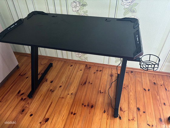 Mängurilaud LED-valgustusega 110×60 cm