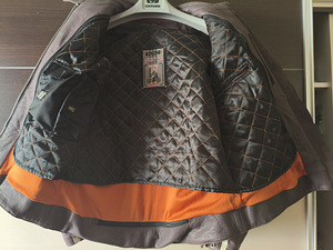 Naiste mootorrattajope (nahk) suurus S/M (3 foto / 4)