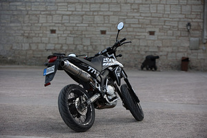 YAMAHA XT125X (150cc A1) (1 фото из 5)