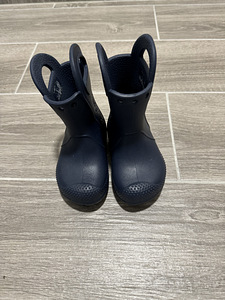 Сапоги Crocs, размер C6, 22. (5 фото из 5)