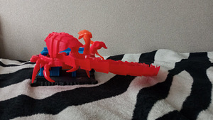 Hot Wheels скорпион (3 фото из 3)