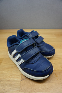 Adidas tossud 25 (1 foto / 4)
