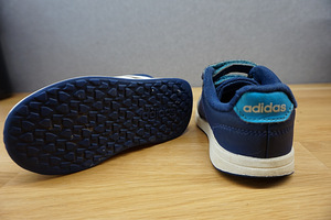 Adidas tossud 25 (3 foto / 4)