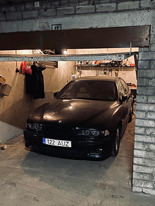 BMW E39 530D 2001 (2 foto / 8)
