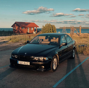 BMW E39 530D 2001 (3 foto / 8)