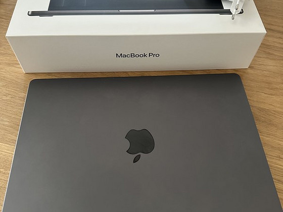 Apple MacBook Pro 14 M3 Pro 512GB 18GB RAM ENG/RUS Гарантия