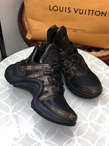 Louis Vuitton Archlight Sneaker naiste tossud (1 foto / 4)