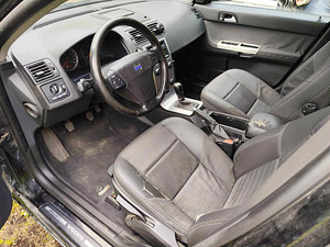 2005 Volvo V50 Momentum (8 foto / 10)