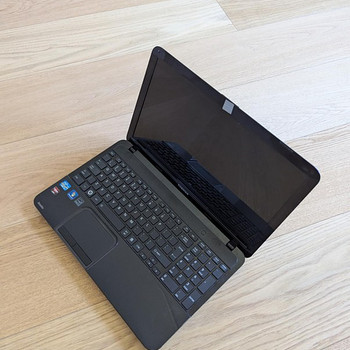 Ноутбук Toshiba Satellite L850 - 11D
