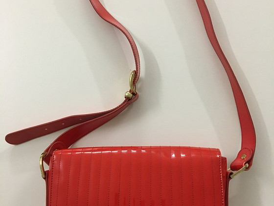 Красная сумка Ted Baker