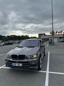 BMW X5 (1 foto / 5)
