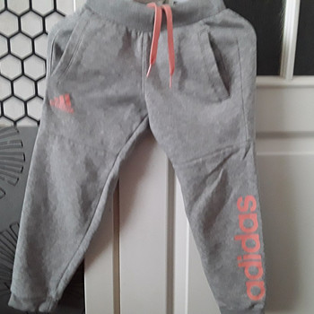 Adidas детские спортивные штаны 4-5 лет, 110 см