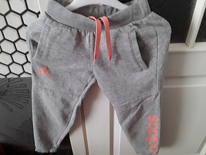 Adidas laste dressipüksid 4-5a. 110cm (3 foto / 3)