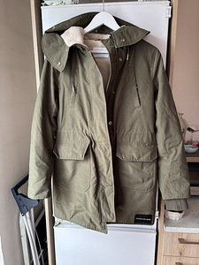 Talveparka Calvin Klein (5 foto / 5)