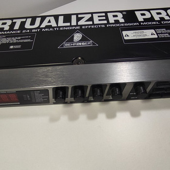 Behringer Virtualizer Pro DSP2024P (состояние 8/10)