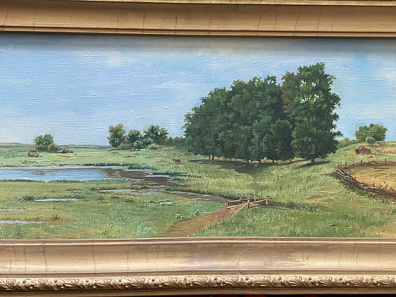 Картины маслом , спрашивайте цены и размеры .