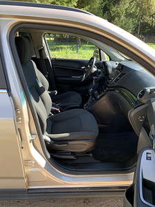 Chevrolet Orlando 7 kohta (12 foto / 14)