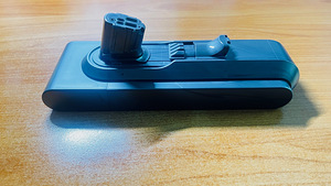 Dyson Gen5 2500mAh Li-ion tolmuimeja uus originaal (1 foto / 2)