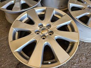 Toyota Оригинальные Диски R 17 ( 5 x 100 ) (3 фото из 5)