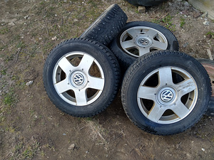 VW veljed (1 foto / 3)
