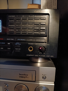 Sony cdp-990 (2 фото из 4)
