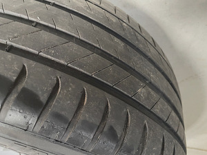 BMW X5 E70 BMW Continental , Michelin style 258 (5 foto / 9)