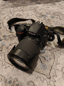 Nikon D3500 + Tamron 18-200mm + сумка (1 фото из 9)