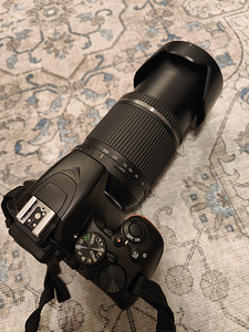 Nikon D3500 + Tamron 18-200mm + сумка (3 фото из 9)