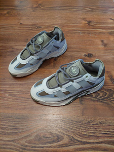 Adidas Niteball 42 размер (1 фото из 3)