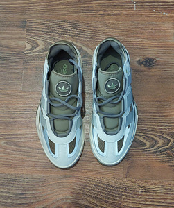 Adidas Niteball 42 размер (3 фото из 3)
