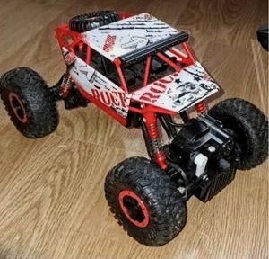 Игрушечная машина Rock Crawer (7 фото из 7)