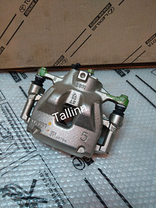 Toyota Lexus 47730-02590 47750-02490 04465-0W250 (1 foto / 7)
