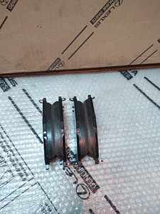 Toyota Lexus 47730-02590 47750-02490 04465-0W250 (7 foto / 7)