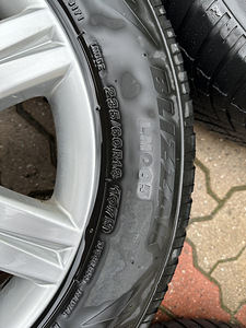 R18/audi original (2 foto / 6)