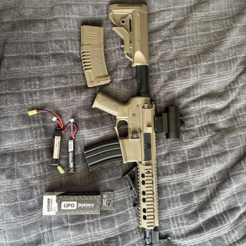 Продается ARES Amoeba AM008 Tan airsoft AR15