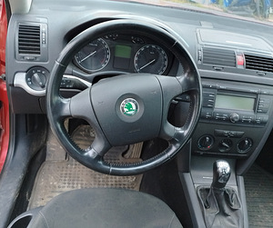 SKODA OKTAVIA 1,6 БЕНЗИН 75 КВТ, ЗАПЧАСТИ (9 фото из 9)