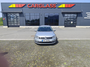 Volkswagen Passat (12 фото из 14)